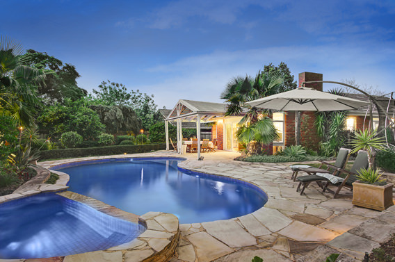 6 Godfrey Court, Surrey Hills